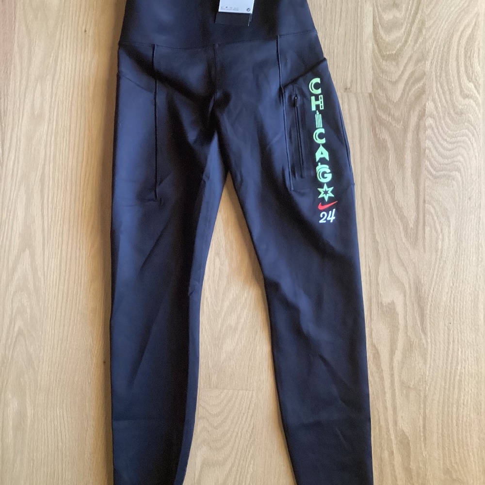 Women  Nike Chicago Marathon 2024  Nike Go Tights High Rise  Black  SMALL